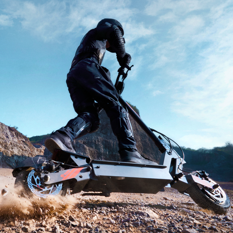 Load image into Gallery viewer, 1200W COST-EFFECTIVE All-Terrain  Escooter Electric G10 Yadea Official Online Store
